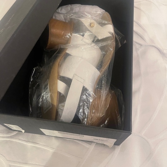 Rag and Bone Bright and white city sandal - Picture 4 of 7